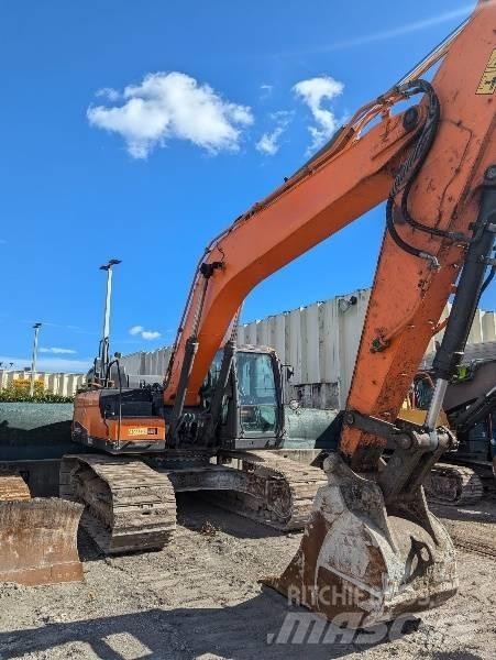 Doosan DX 300 LC-5 Lánctalpas kotrók