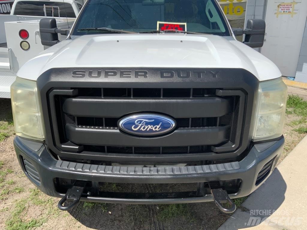 Ford F 250 SD Egyéb