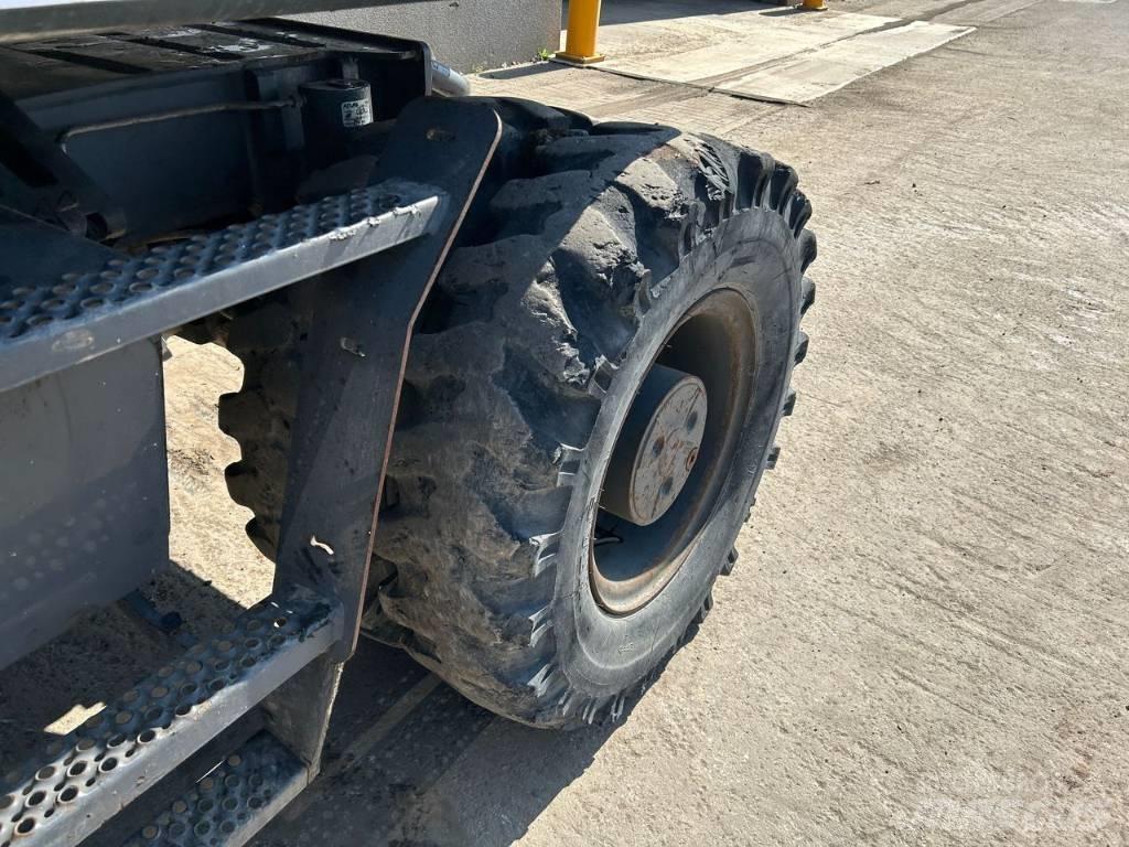 Atlas 150 W Gumikerekes kotrók