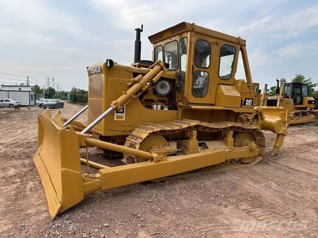 CAT D 7 G lánctalpas dózerek