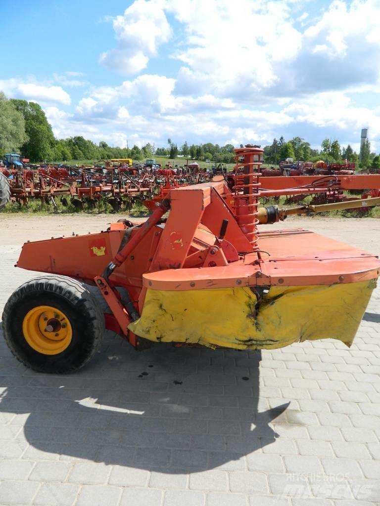 Taarup 338 Öntöző Kaszák