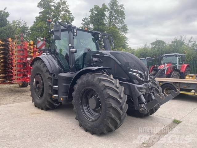 Valtra Q 305 Traktorok