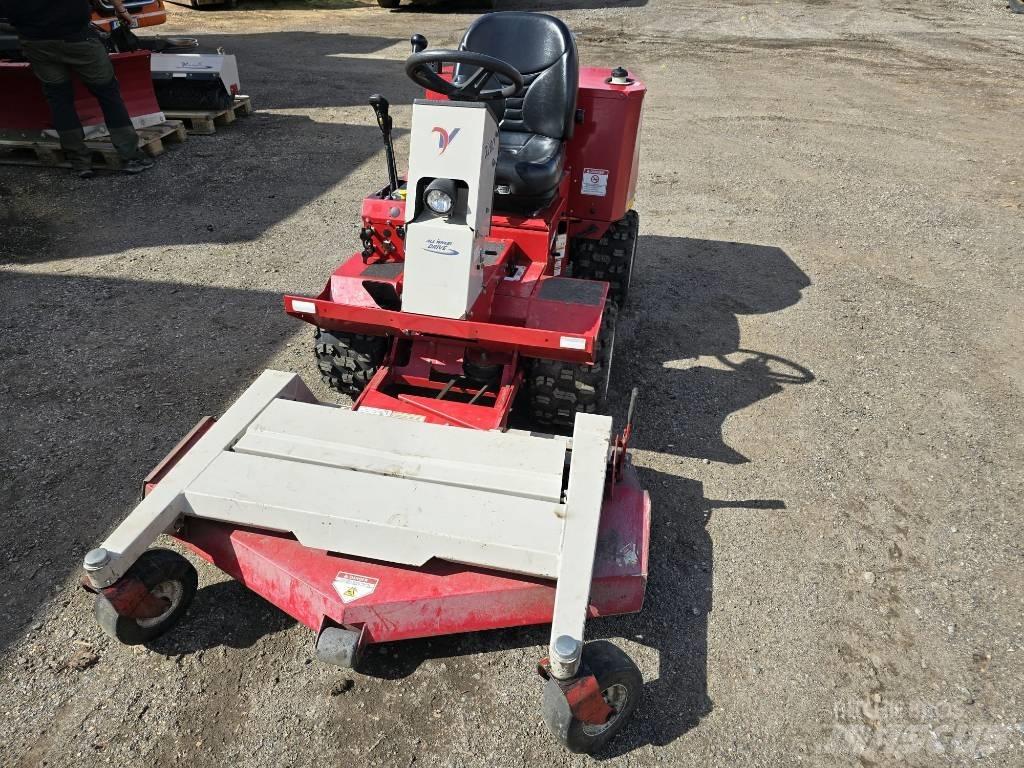 Ventrac 3200 Ráülős fűnyírók