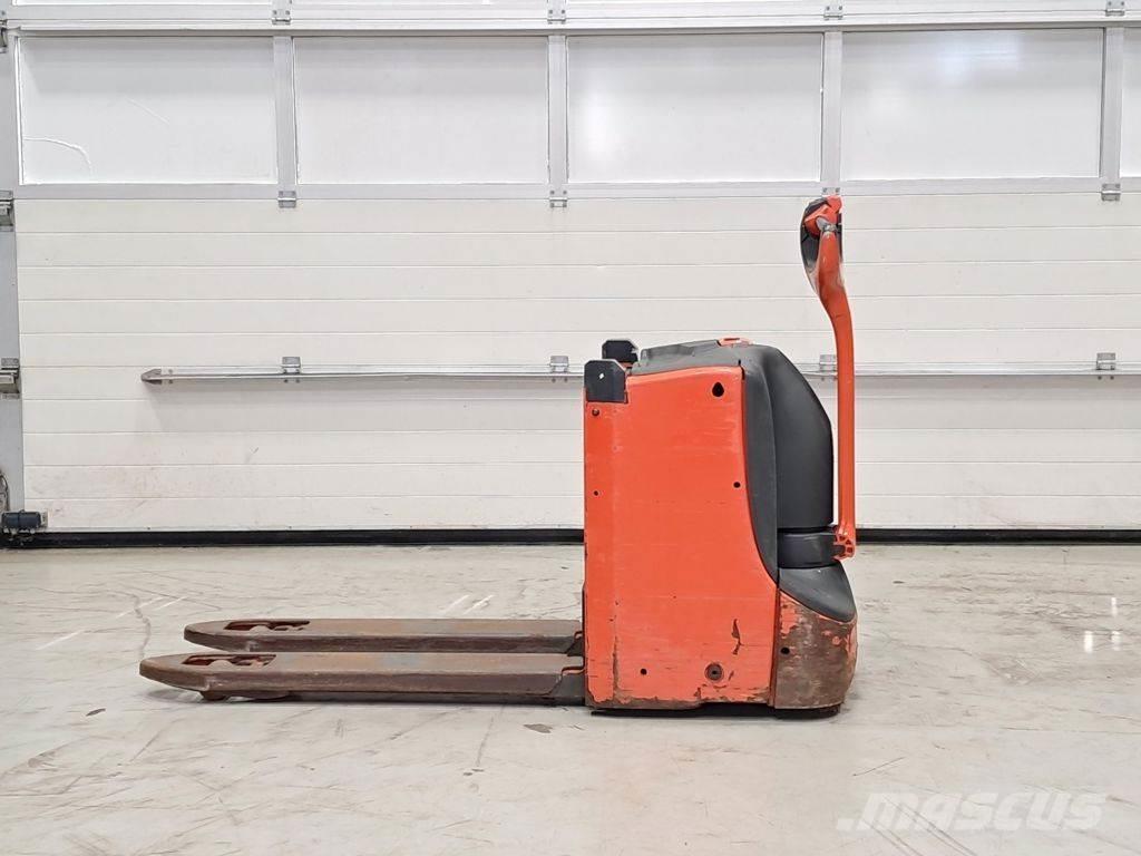 Linde T16L Alacsony emelőkocsi