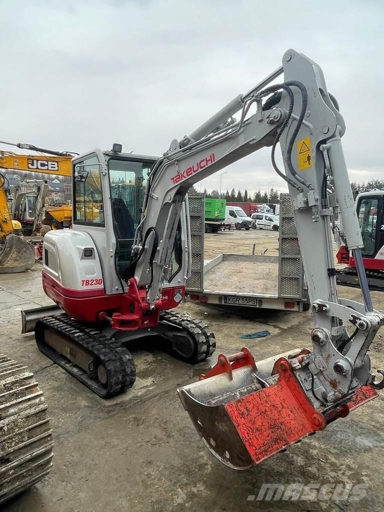 Takeuchi TB230 V3 Mini kotrók < 7t