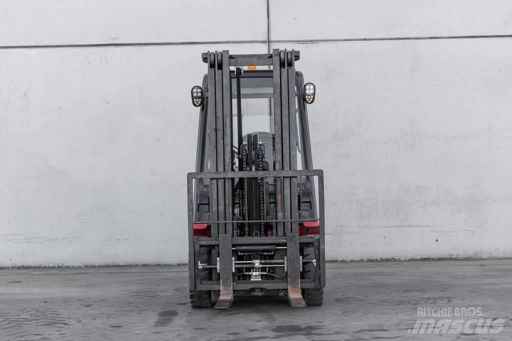 Manitou MI 25 D Dízel targoncák