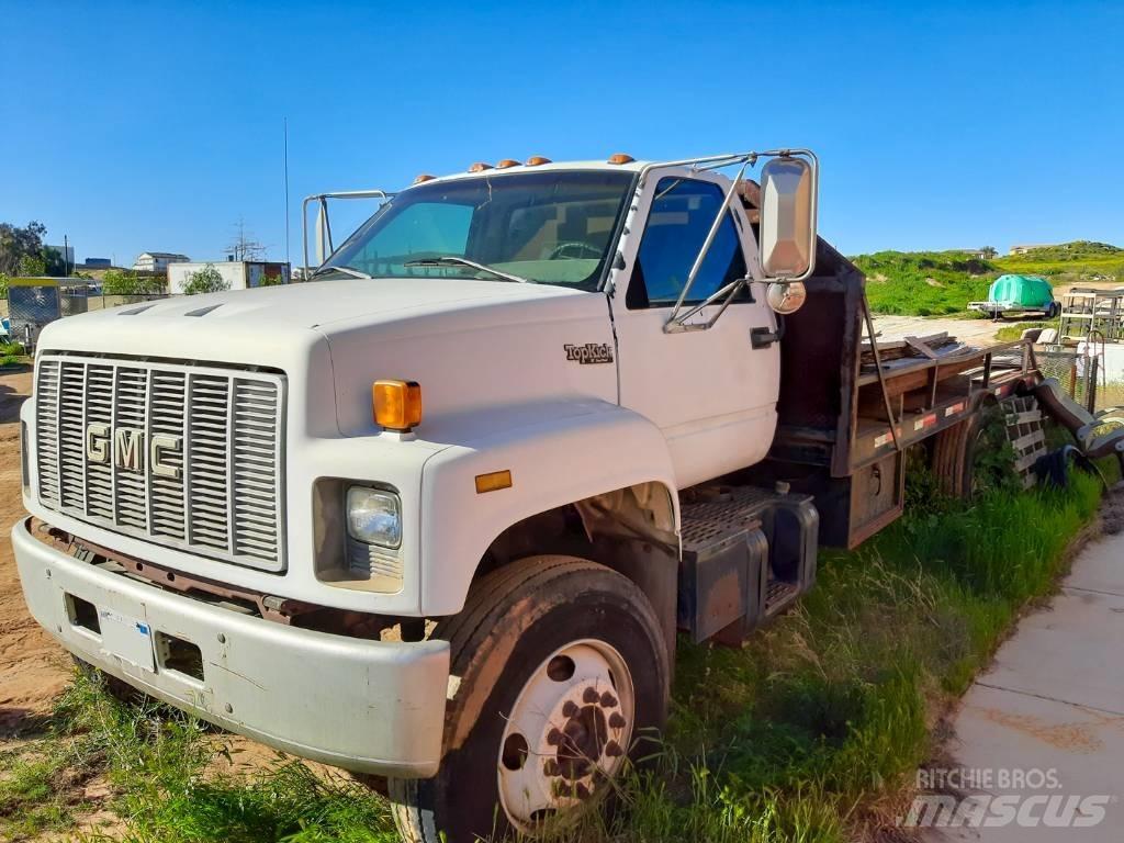 GMC C 7 Platós / Ponyvás teherautók