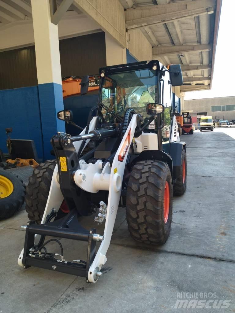 Bobcat L 85 Gumikerekes homlokrakodók