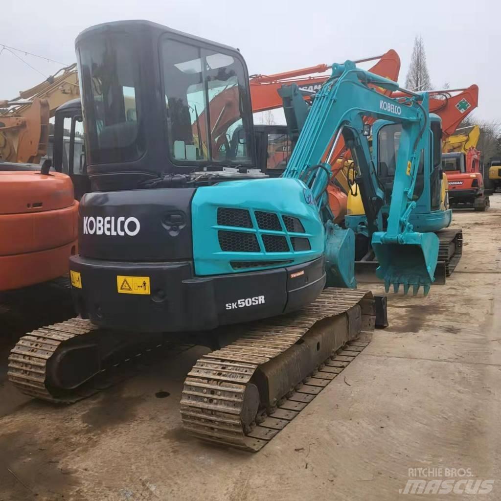 Kobelco SK 50 Mini kotrók < 7t