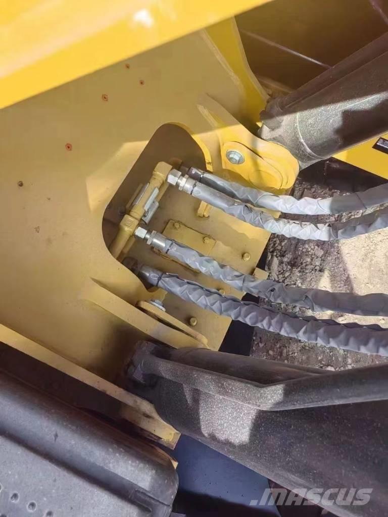 CAT 336 D L Lánctalpas kotrók