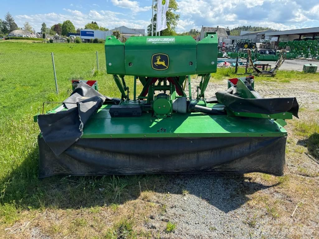 John Deere 131 Vontatott pázsitnyírók