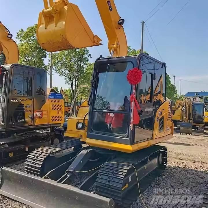 Komatsu PC70 Lánctalpas kotrók
