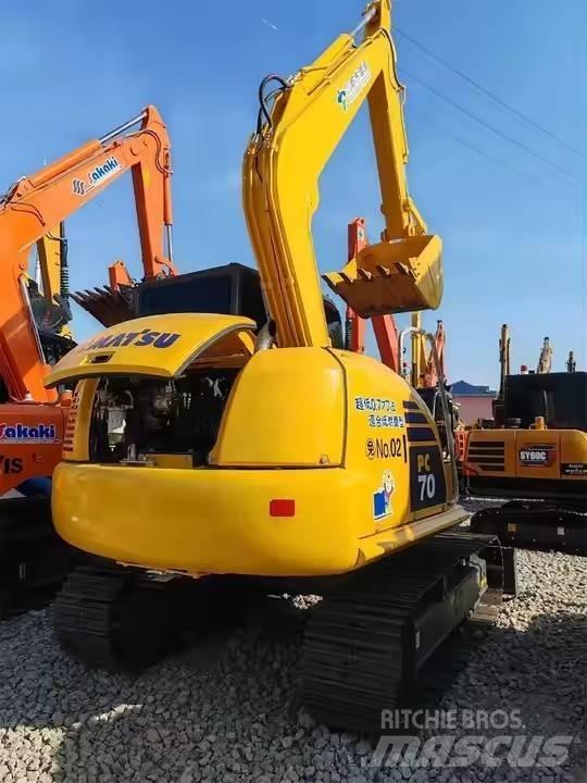 Komatsu PC70 Lánctalpas kotrók