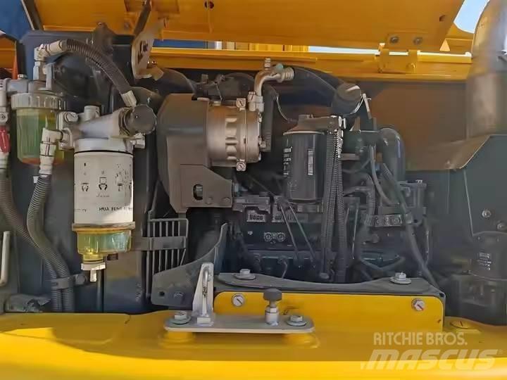 Komatsu PC70 Lánctalpas kotrók