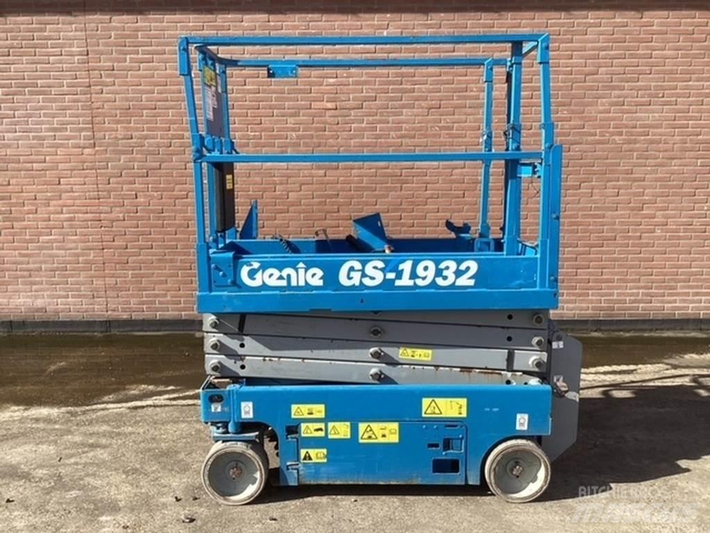 Genie GS1932 Ollós emelők