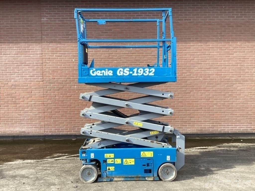 Genie GS1932 Ollós emelők