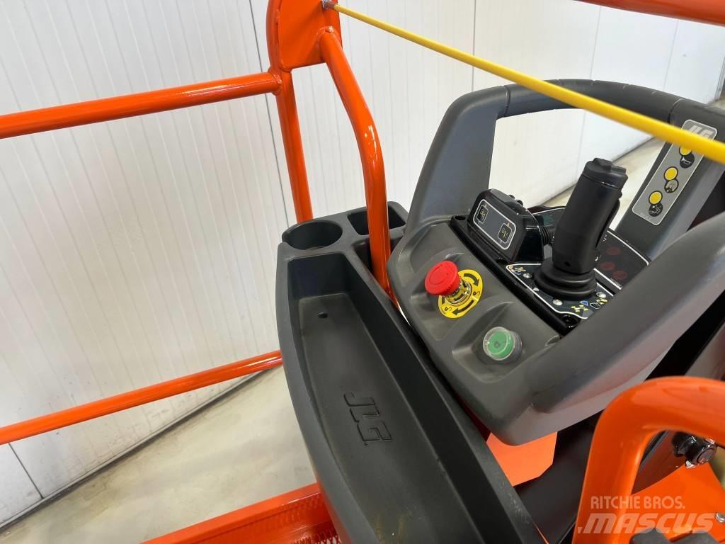 JLG Toucan 10E-L Karos emelők