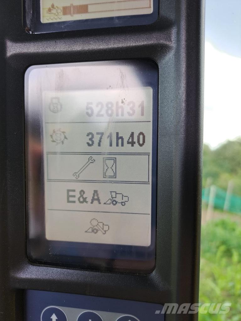 New Holland TC 5.90 Kombájnok