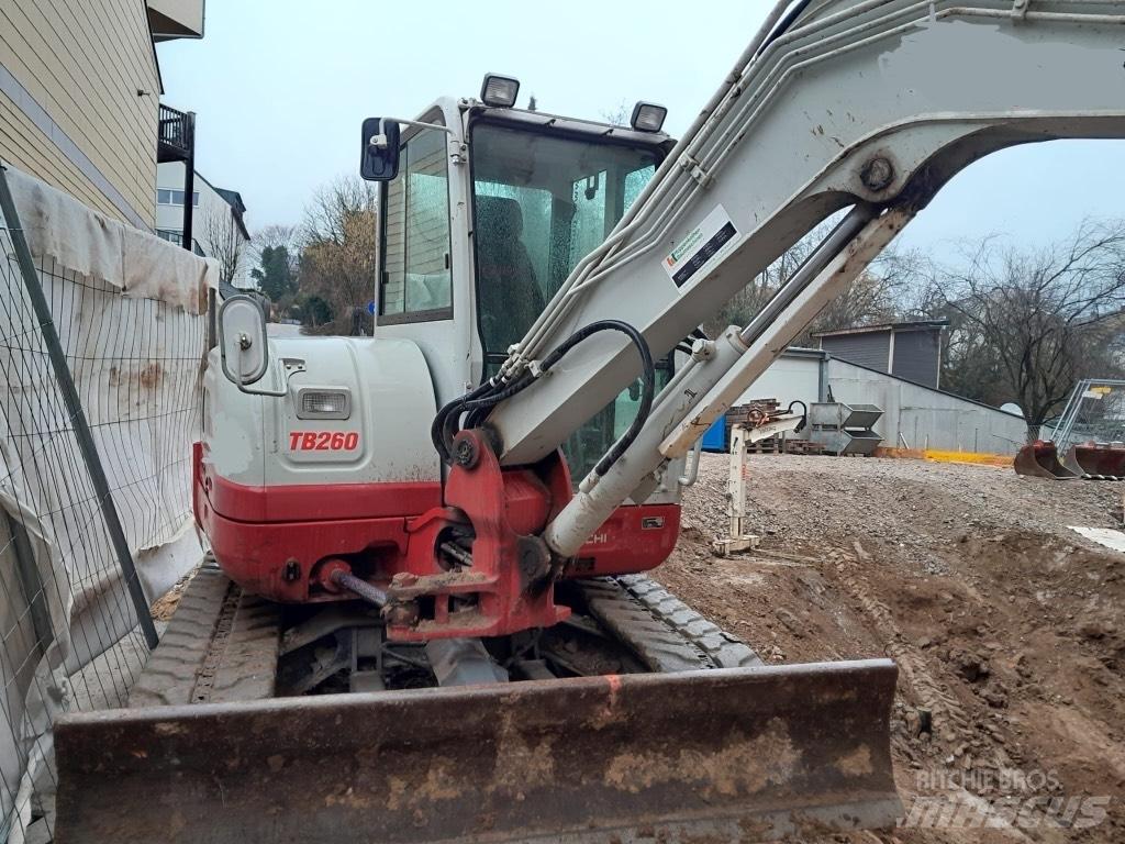 Takeuchi TB 260 Mini kotrók < 7t