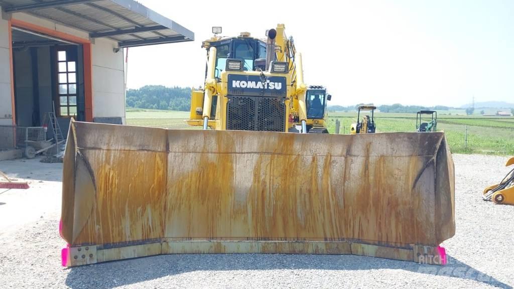 Komatsu D 65 PX-18 lánctalpas dózerek