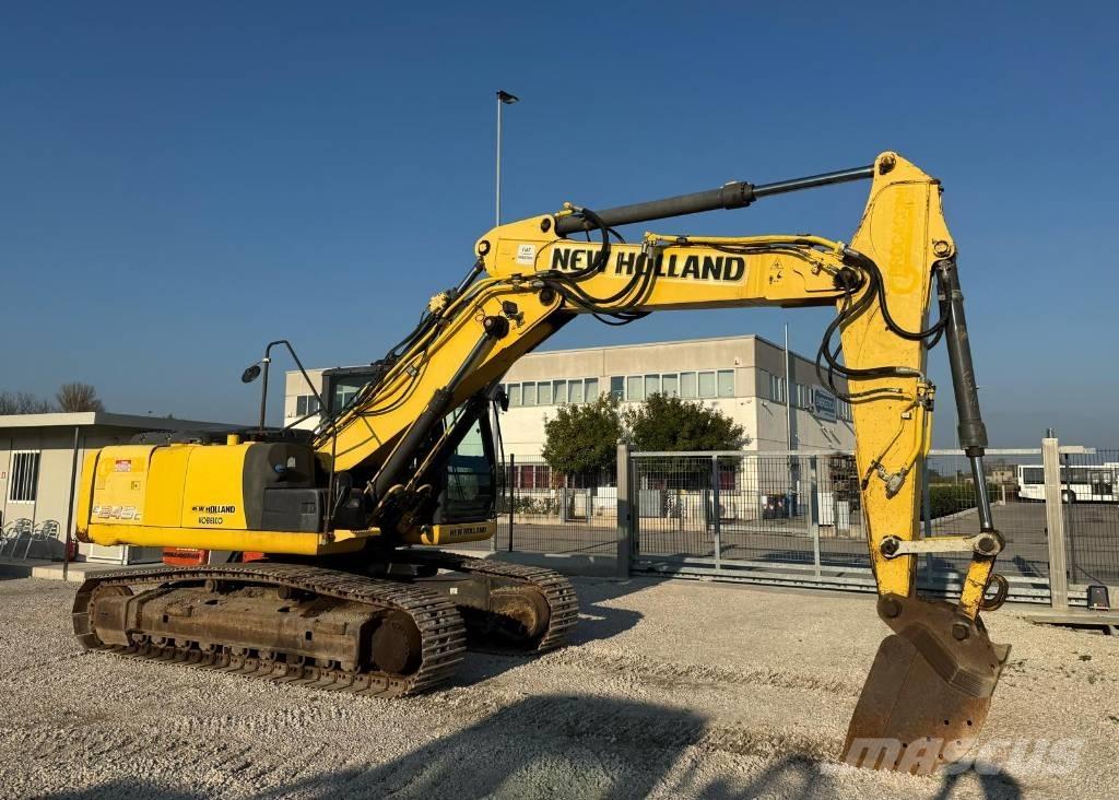 New Holland E 245 Lánctalpas kotrók
