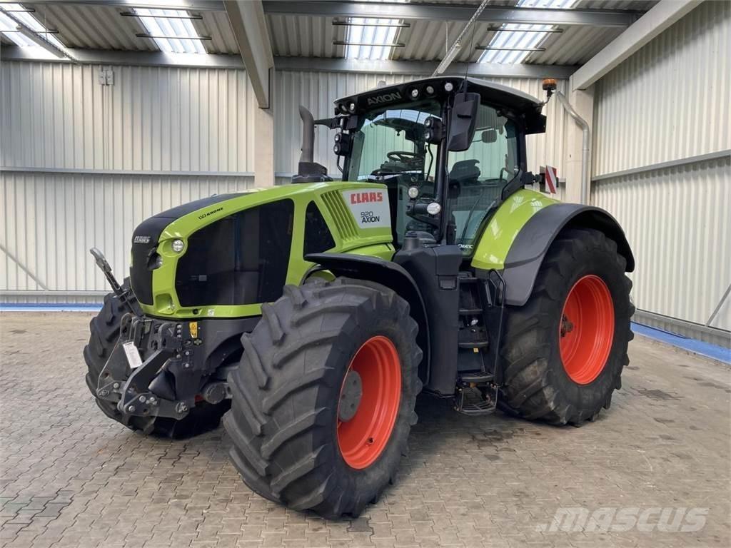 CLAAS Axion 920 Traktorok