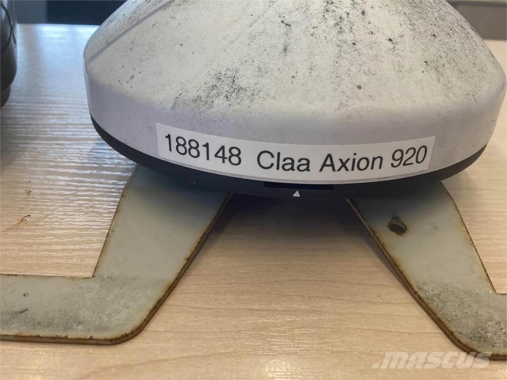 CLAAS Axion 920 Traktorok