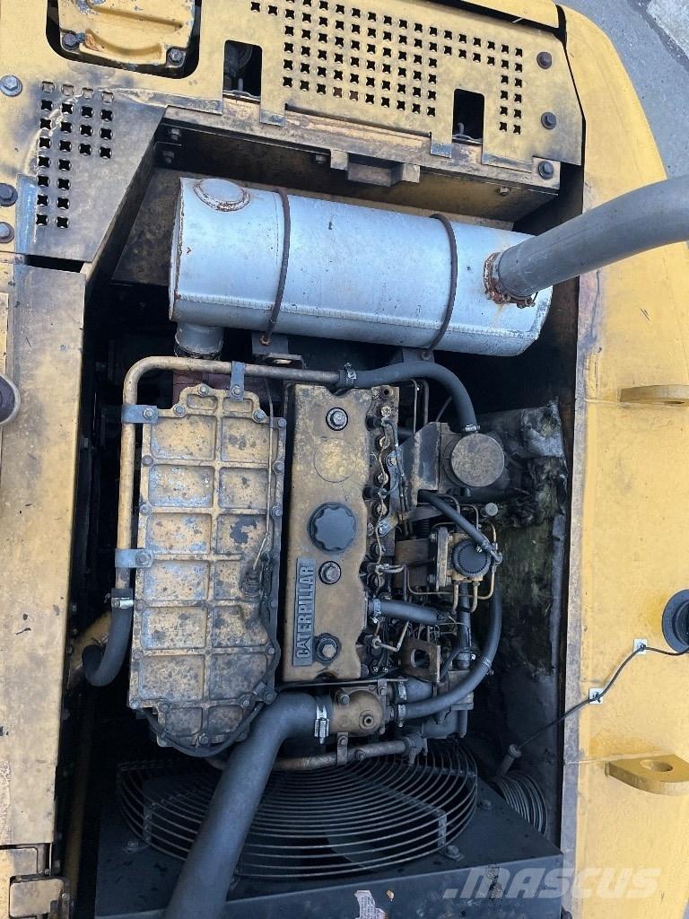 CAT 315 B L Lánctalpas kotrók