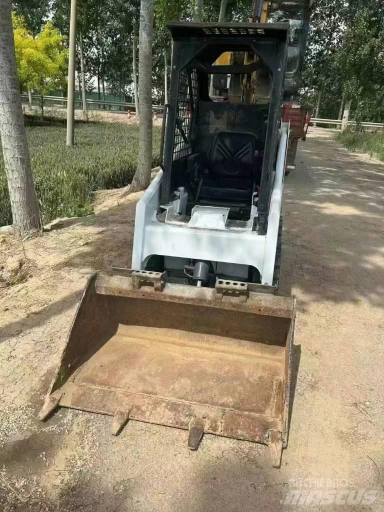 Bobcat S 70 Kompaktrakodók