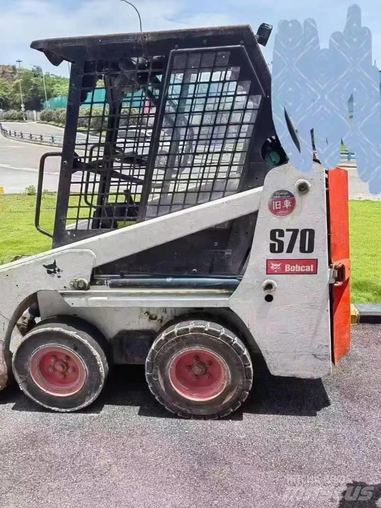 Bobcat S 70 Kompaktrakodók