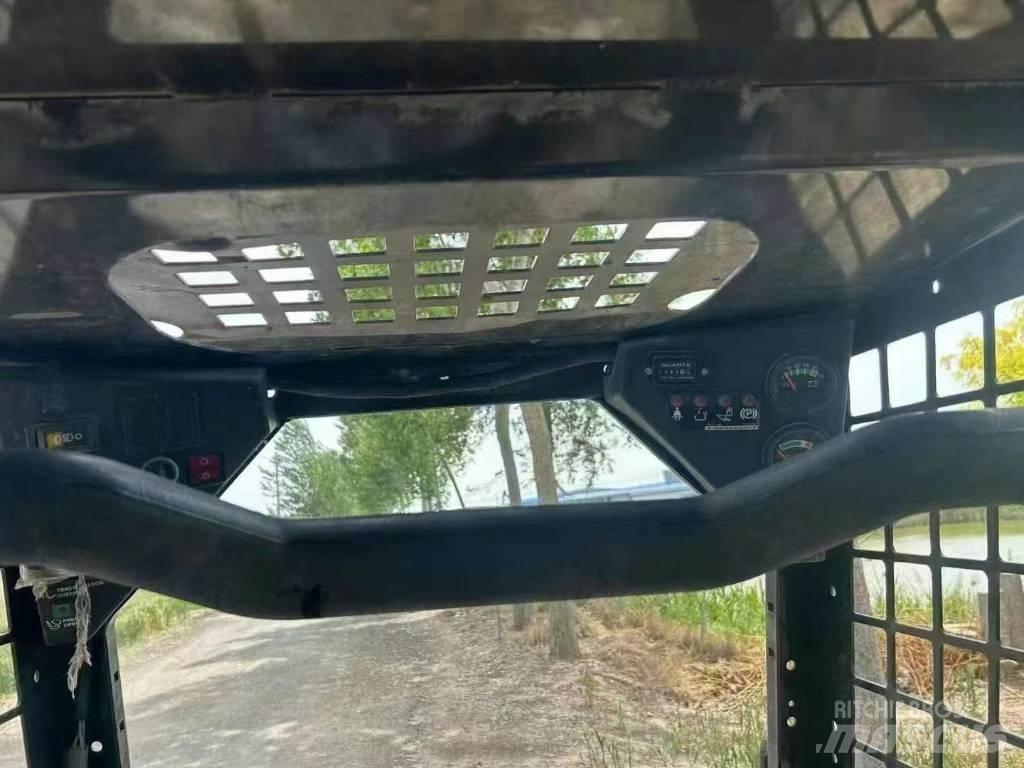 Bobcat S 70 Kompaktrakodók