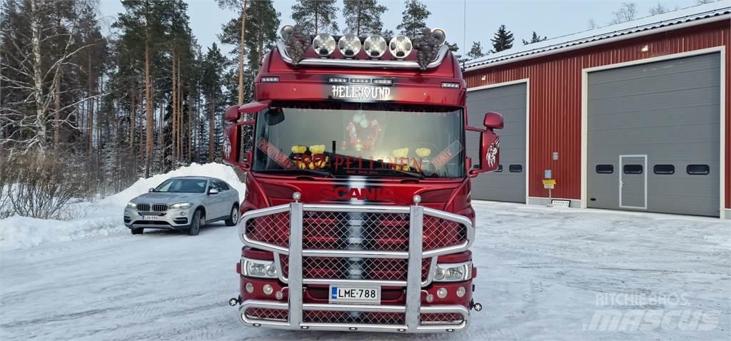 Scania P440 Multifunkciós teherautók