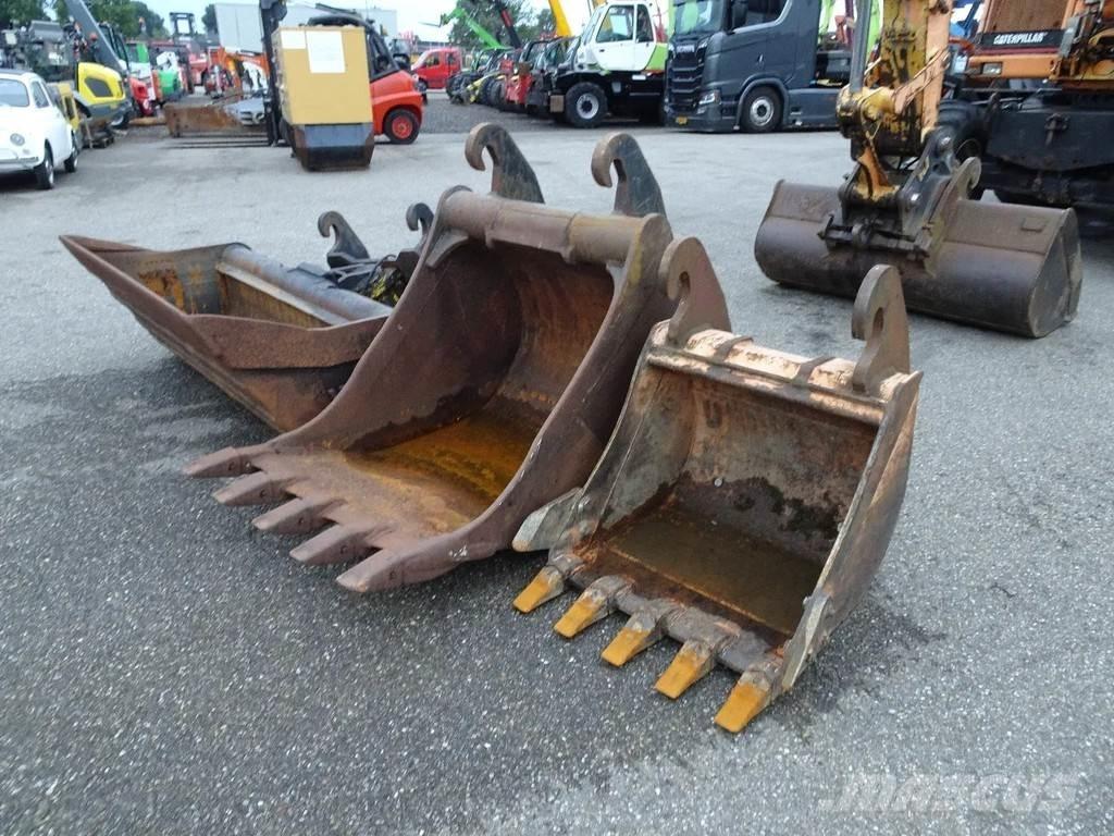 CAT M315 Gumikerekes kotrók