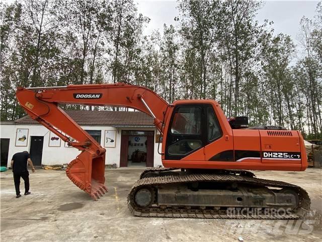 Doosan DH225LC-7 Lánctalpas kotrók