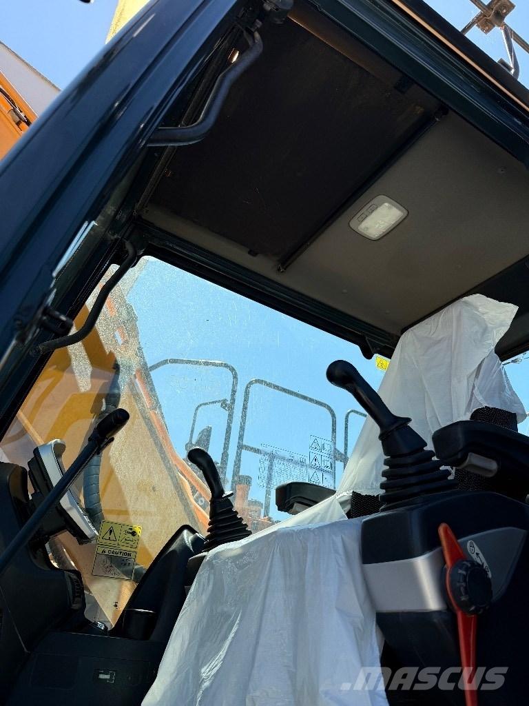 Hyundai HX 160 L Lánctalpas kotrók