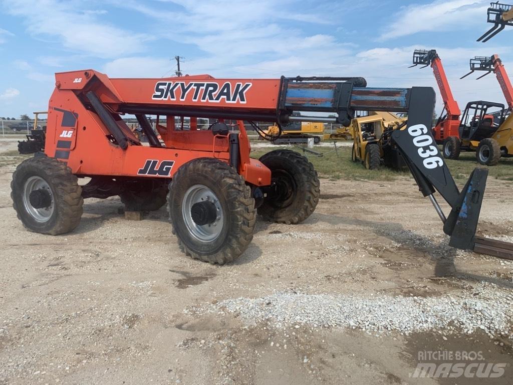 SkyTrak 6036 Teleszkópos rakodók