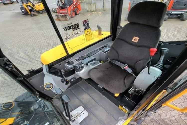JCB 60 C-2 Mini kotrók < 7t