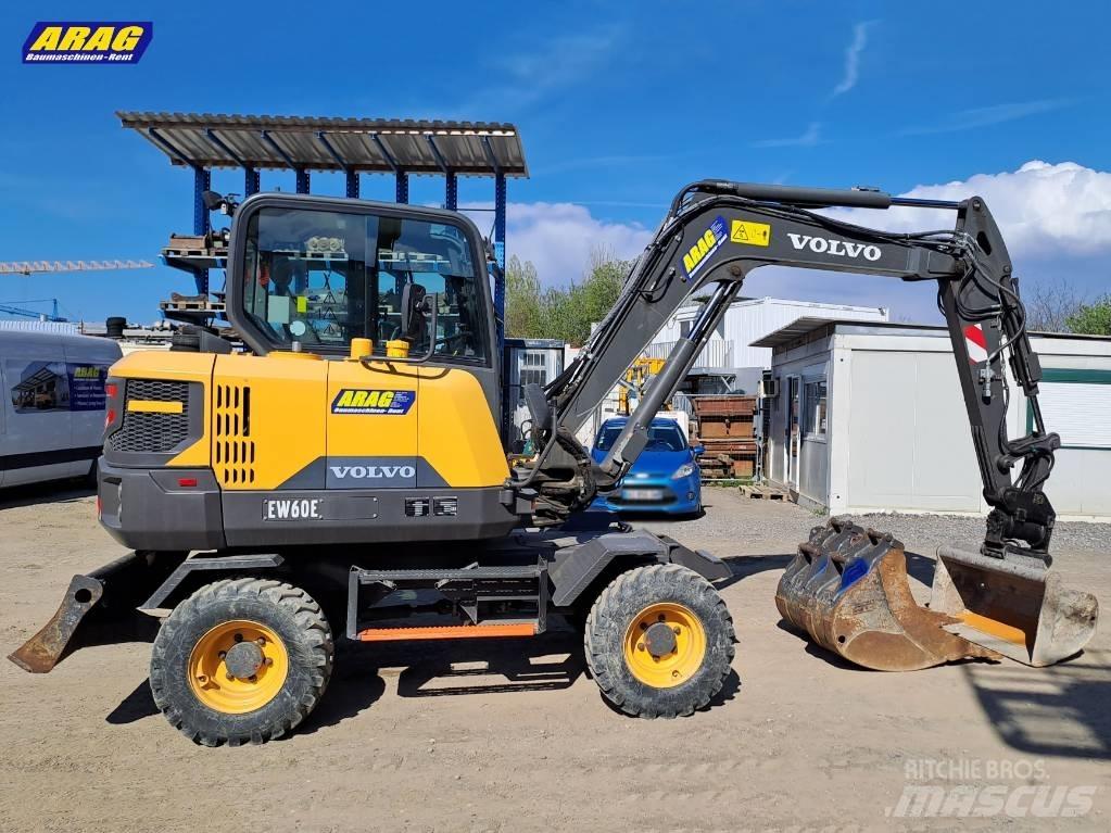 Volvo EW 60 E Gumikerekes kotrók