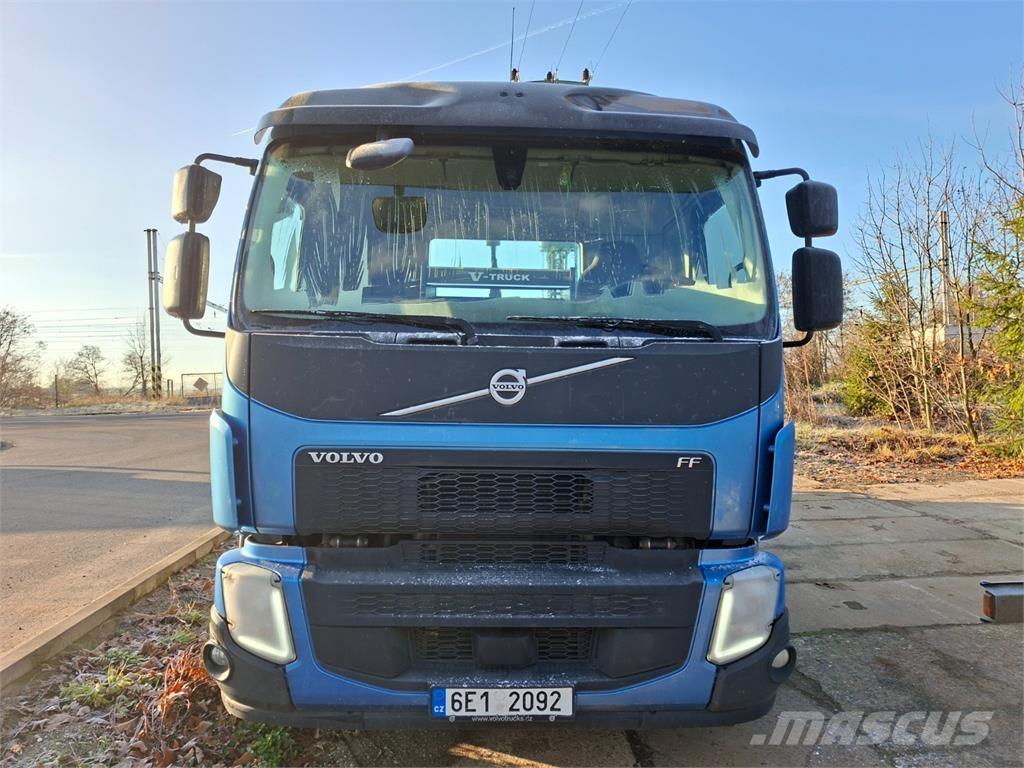 Volvo FE 320 Fülkés alváz