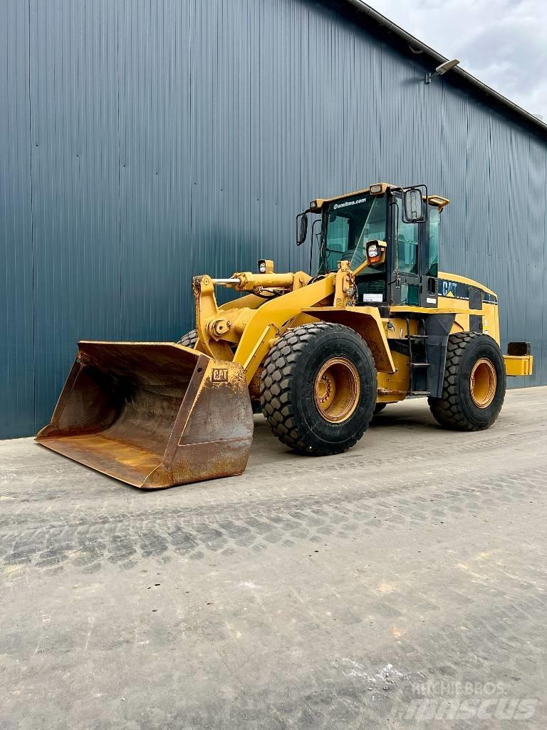 CAT 938G Gumikerekes homlokrakodók