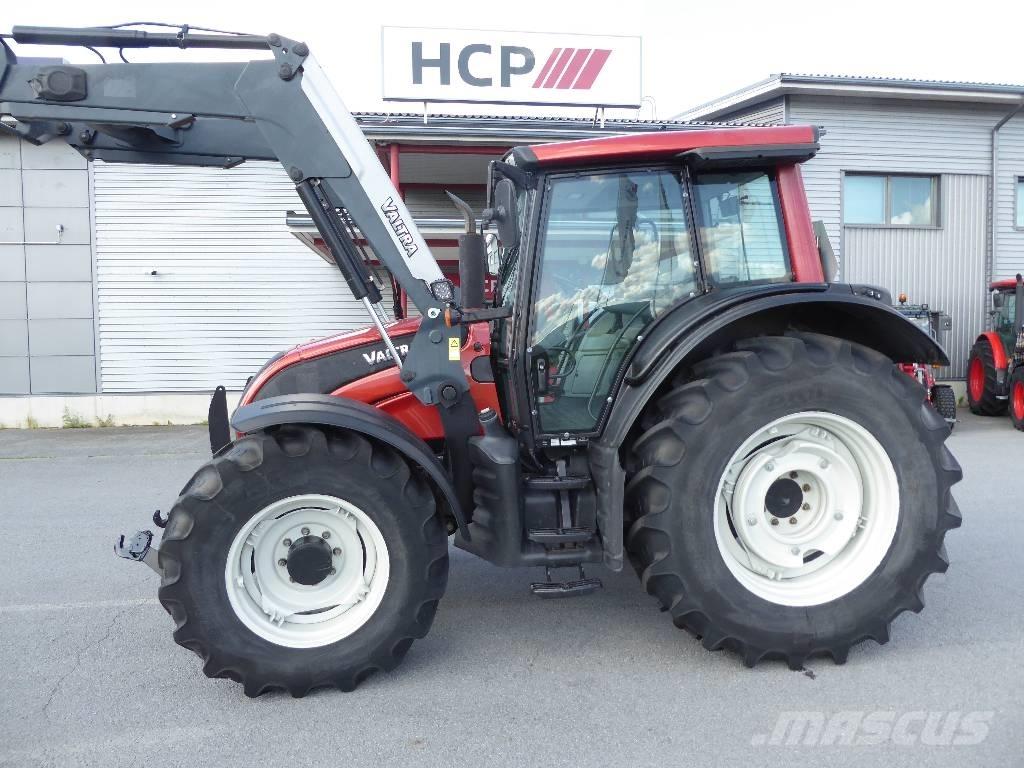 Valtra N141 Advance Traktorok
