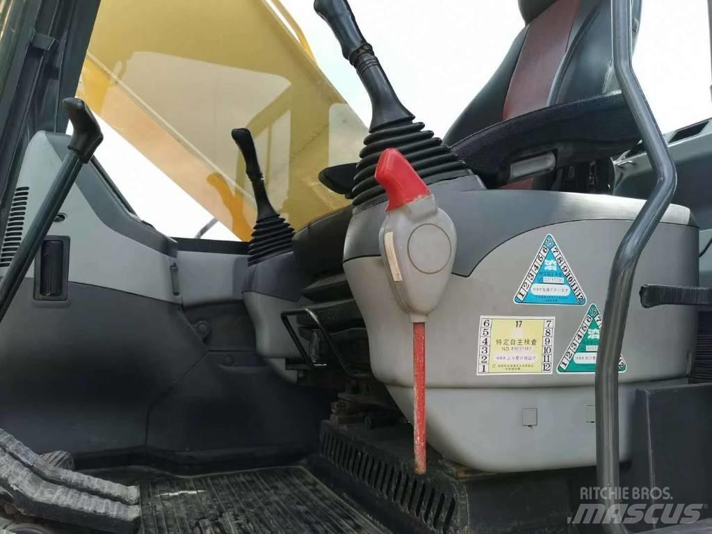 Komatsu PC 200 Lánctalpas kotrók