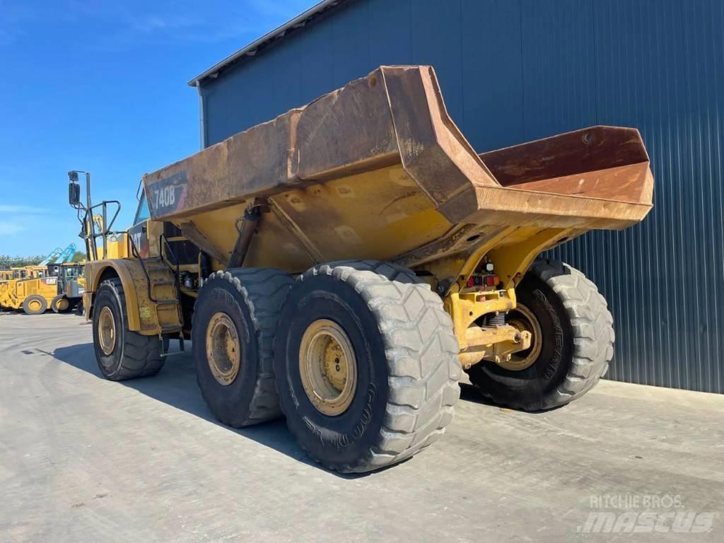 CAT 740B Csuklósdömperek