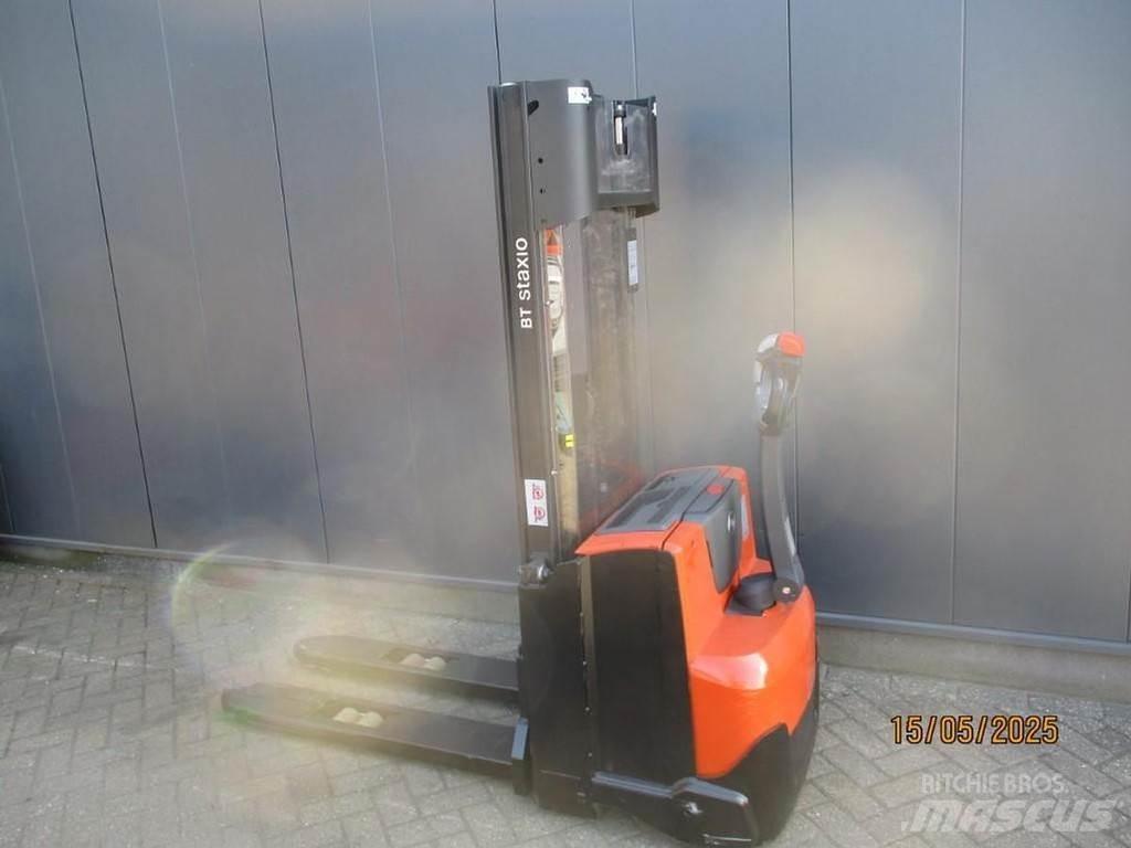 BT SWE 120 Gyalogkíséretű targonca