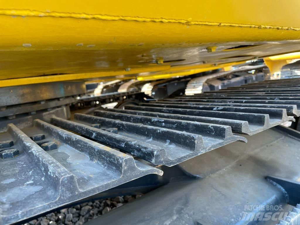Komatsu 130-7 Lánctalpas kotrók