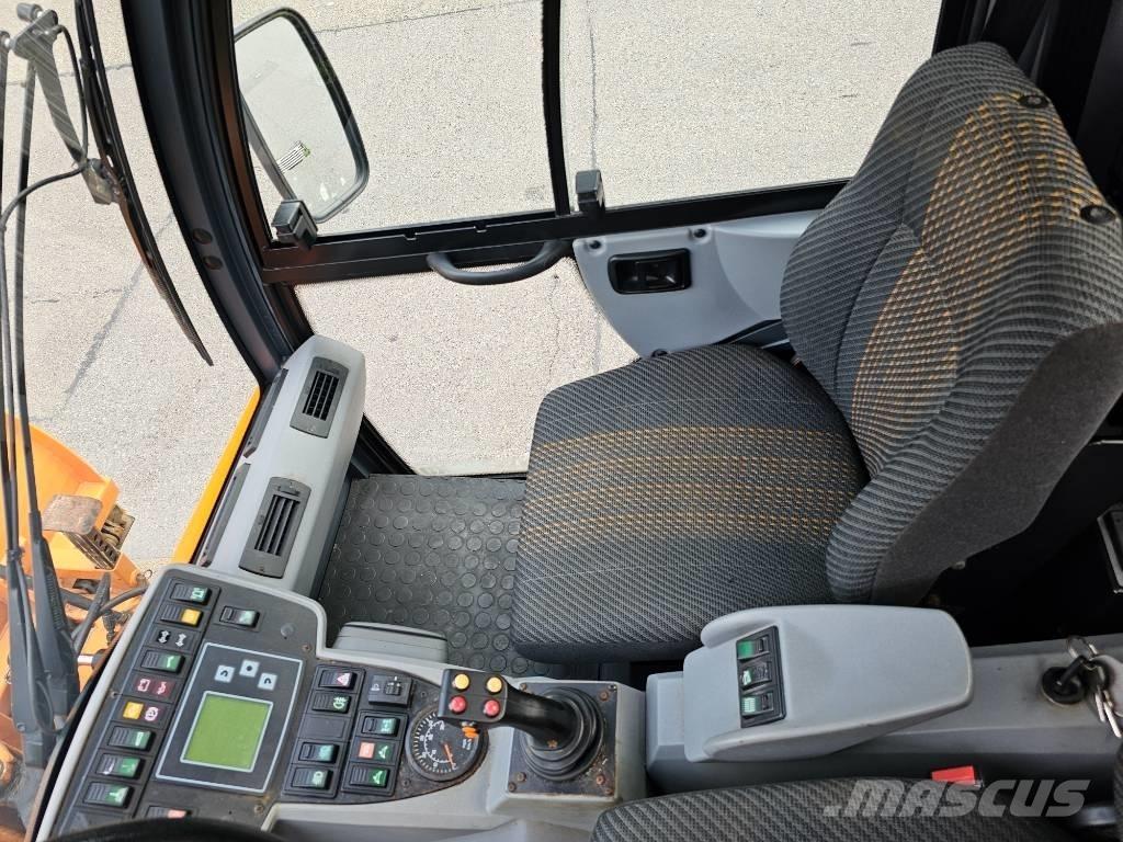Multicar Tremo X56 Szerszámos kocsi