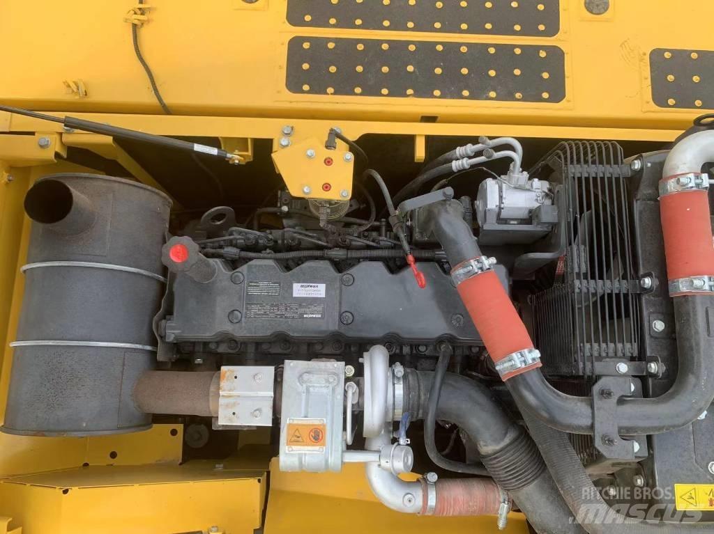 Komatsu PC 220-8 Lánctalpas kotrók