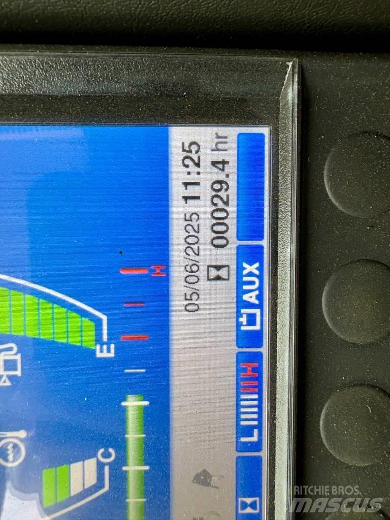 Takeuchi TB 257 FR Mini kotrók < 7t