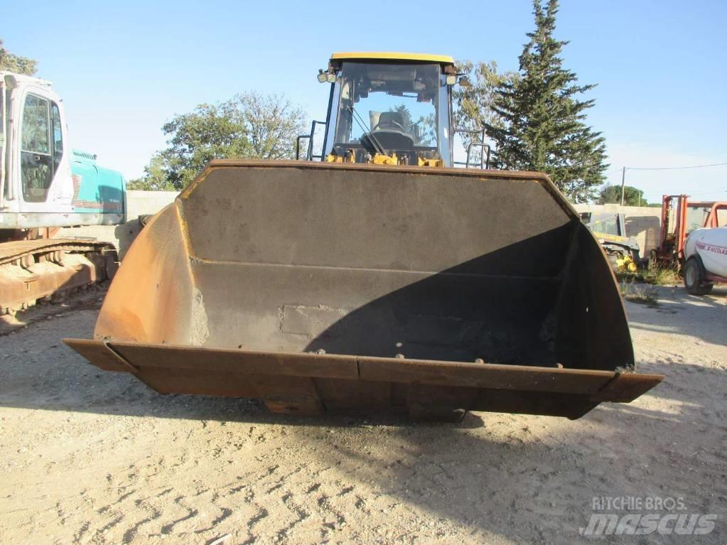 CAT 950 H Gumikerekes homlokrakodók