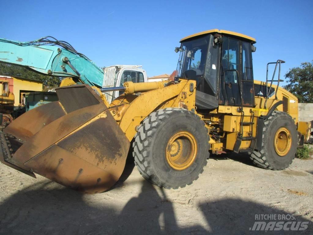 CAT 950 H Gumikerekes homlokrakodók